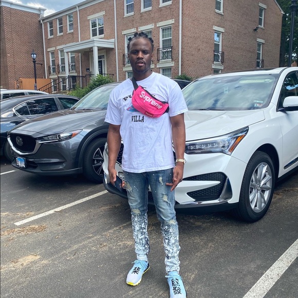 Meet your Posher, Zaynah - Picture 2 of 5